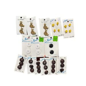 Lot of 14 Cards of Novely Buttons LaMode-Le Bouton - 6 Hand Painted